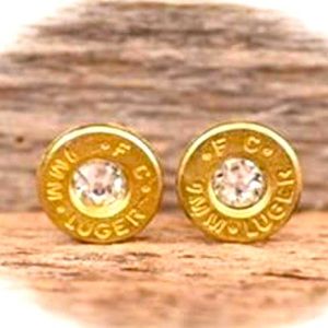 Swarovski. Bullet earrings. Pretty Hunter.